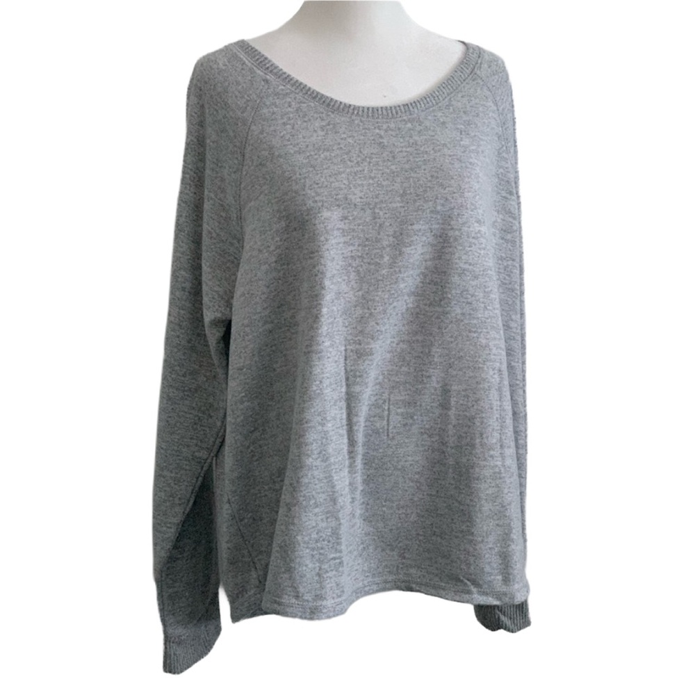 LIVE LOVE LOUNGE Gray Heather High/Low Pullover Sweater
